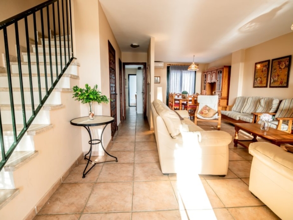 alquiler apartamento adosado jardines de zahara de los atunes