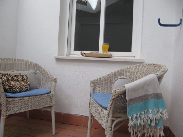 alquiler apartamento en aretusa luz en zahara de los atunes