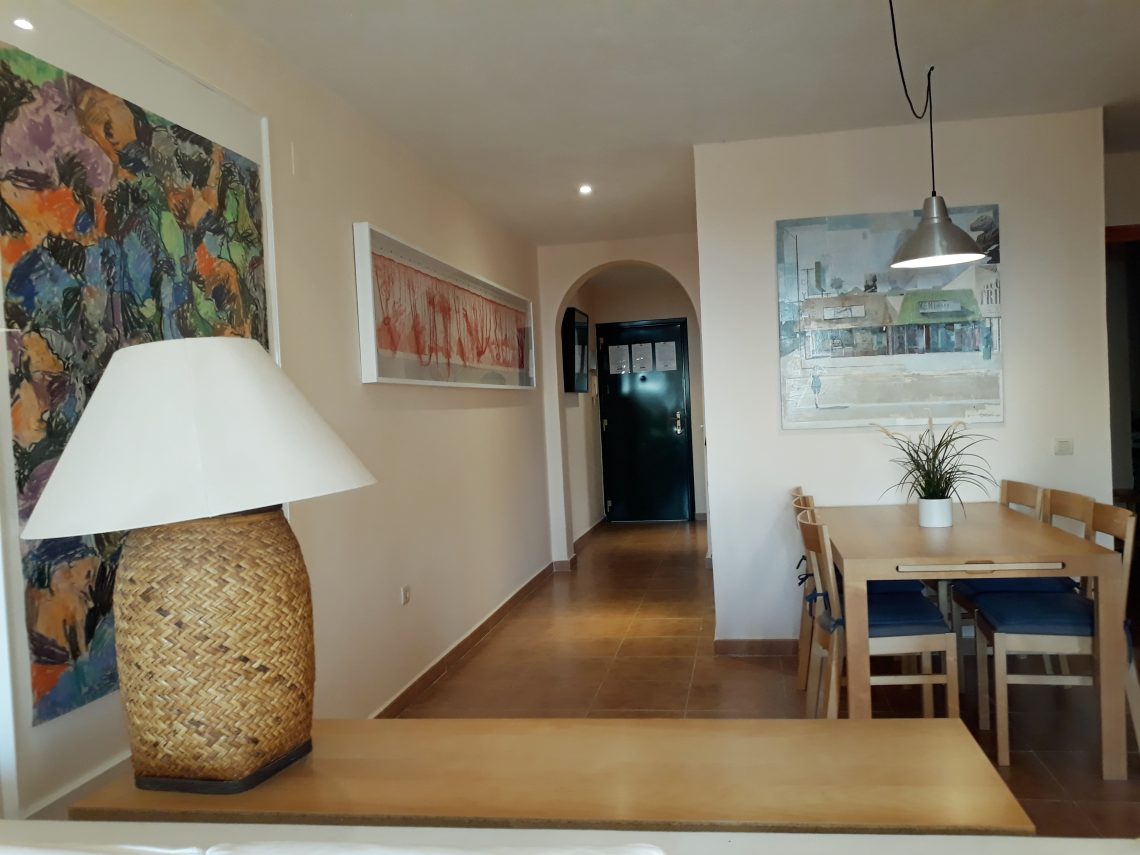 alquiler apartamento mirando al mar en zahara de los atunes