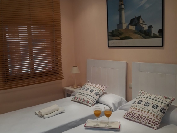 habitacion alquiler apartamento mirando al mar en zahara de los atunes