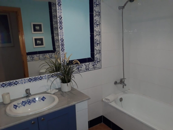 alquiler apartamento mirando al mar en zahara de los atunes