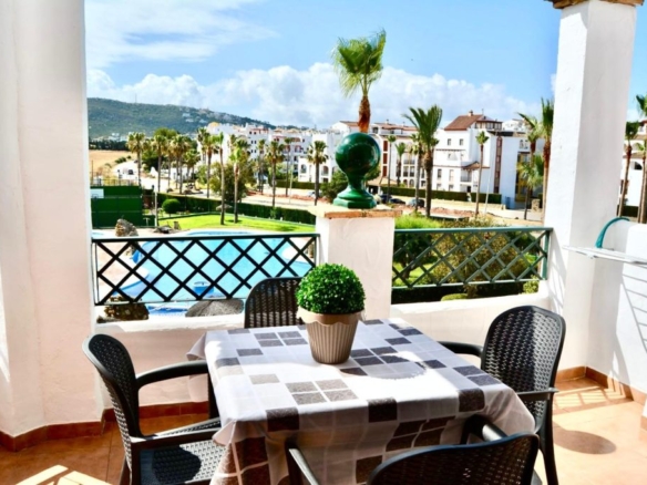 alquiler apartamento atlanterra sol en zahara de los atunes
