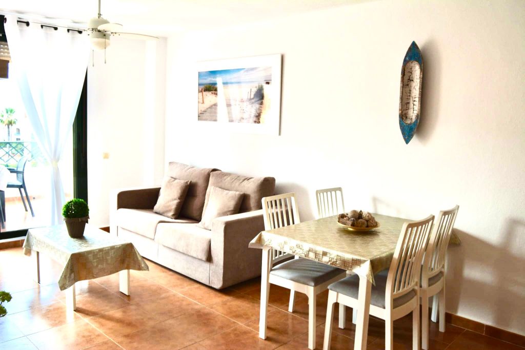 alquiler apartamento atlanterra sol en zahara de los atunes