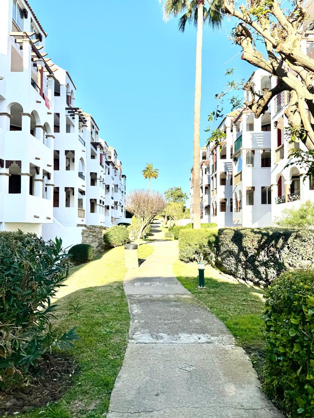 alquiler apartamento atlanterra sol vistas al mar en zahara de los atunes