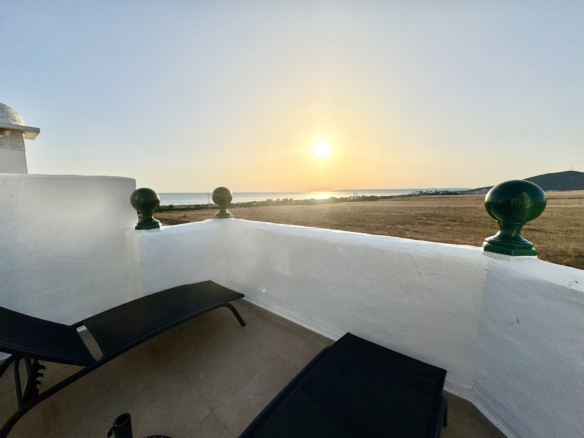alquiler de apartamento vacacional duplex atlatnterra sol sunset zahara de los atunes