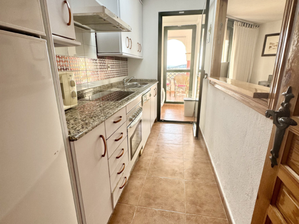 alquiler de apartamento vacacional duplex atlatnterra sol sunset zahara de los atunes