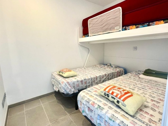 alquiler apartamento duplex con jardin en pueblo zahara de los atunes