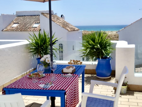 alquiler apartamento duplex la palmera en zahara de los atunes
