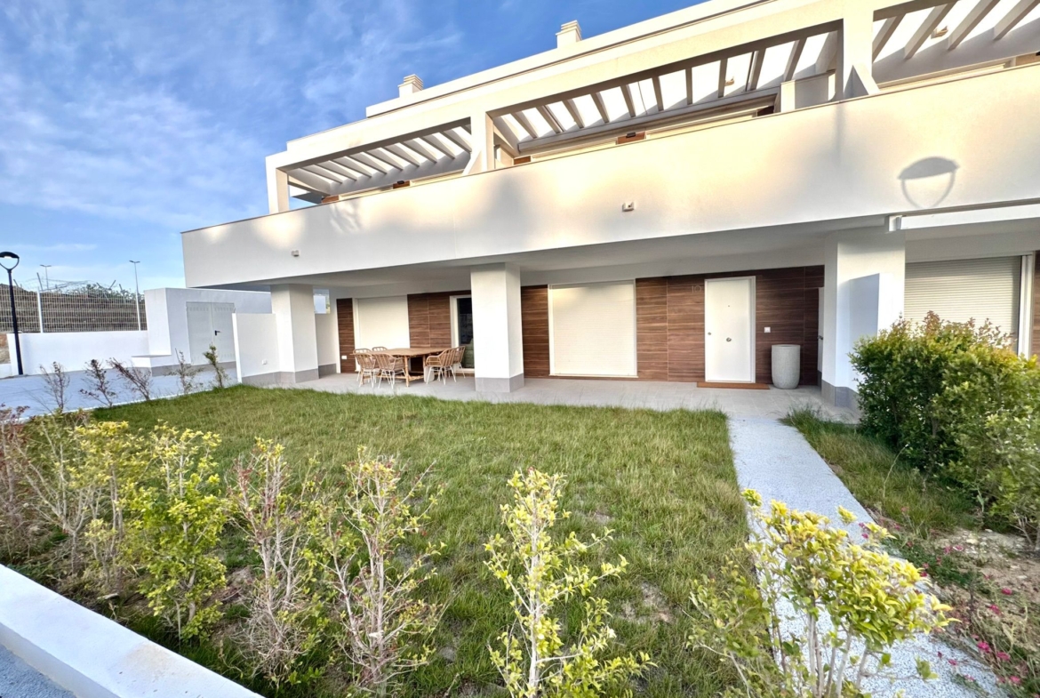 VILLA LIRIOS